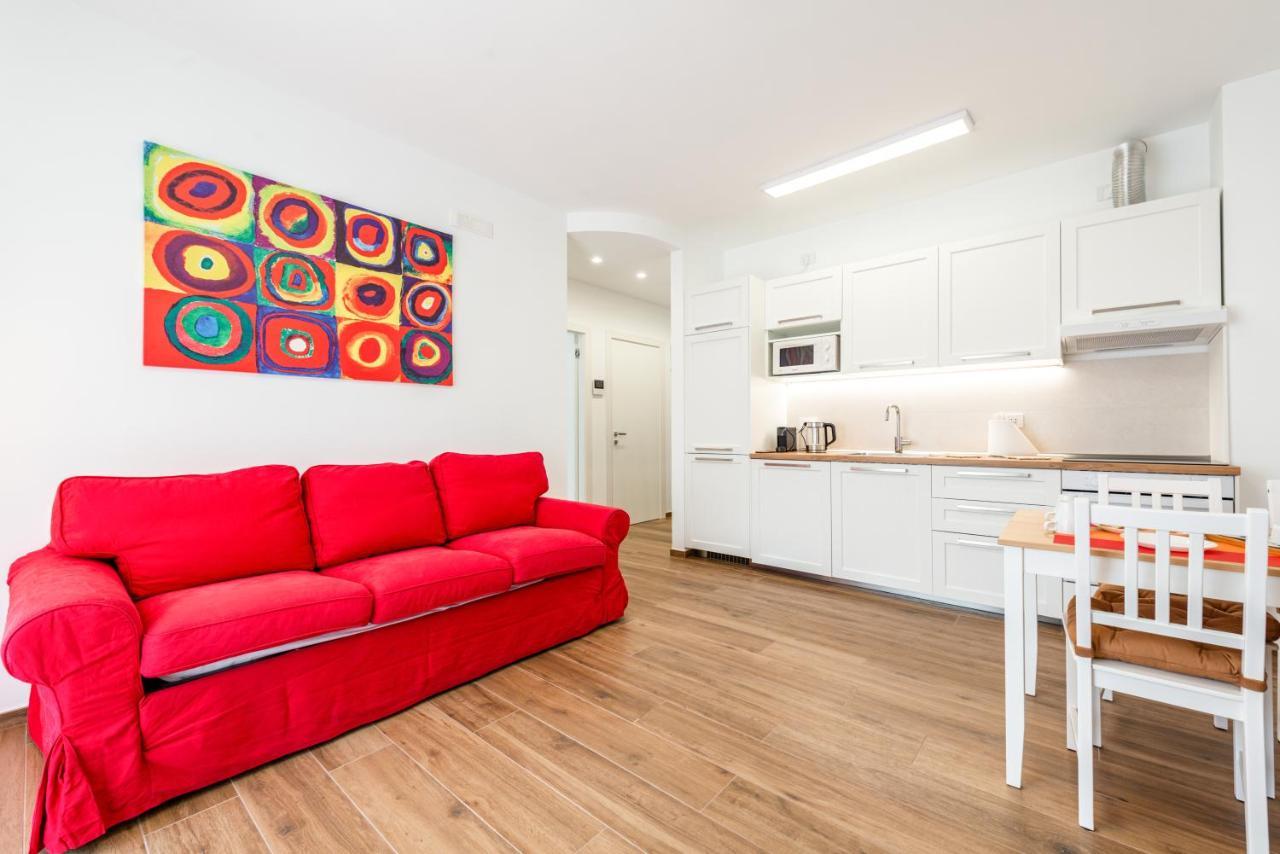 Central Station Apt With Parking Bari Extérieur photo