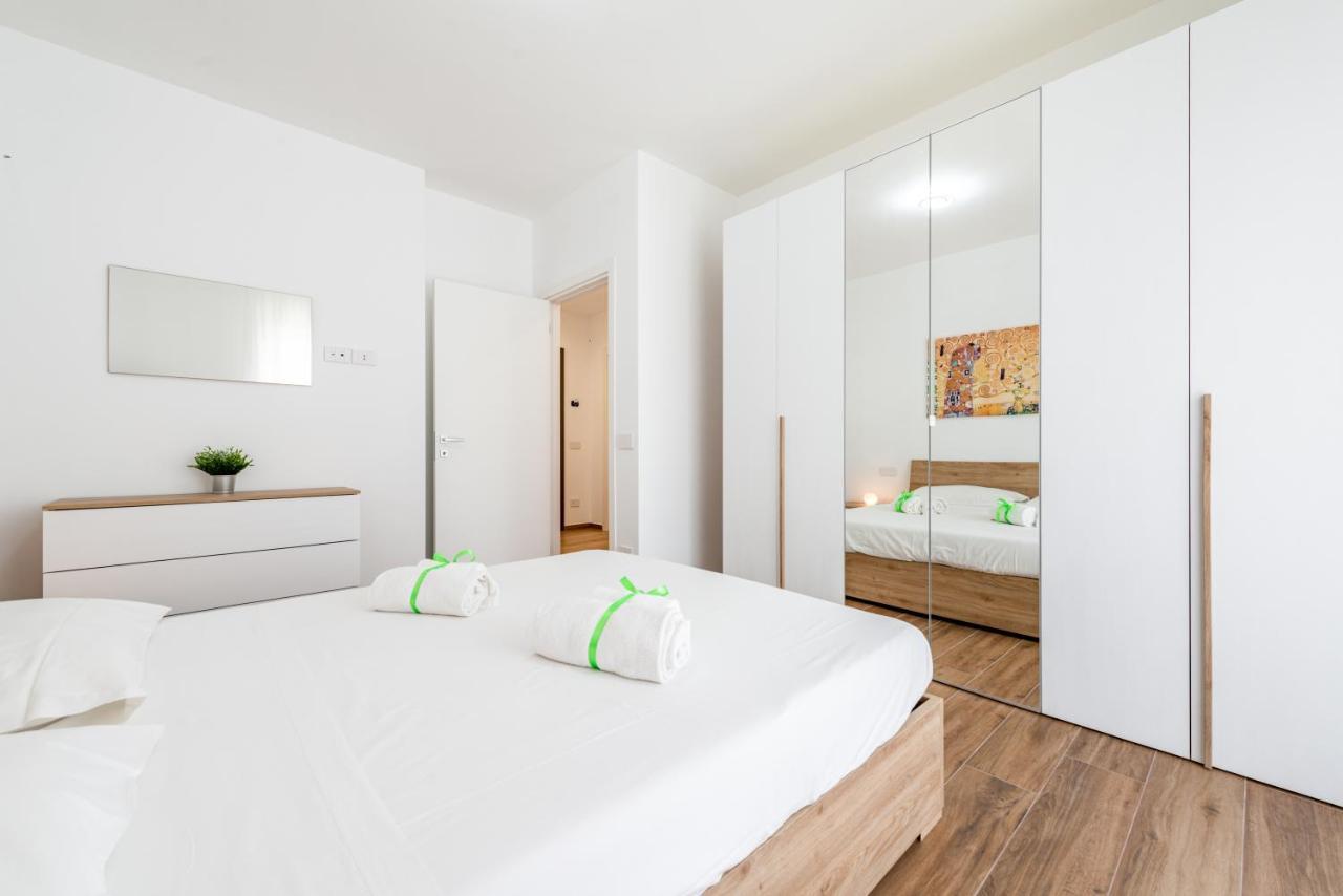 Central Station Apt With Parking Bari Extérieur photo