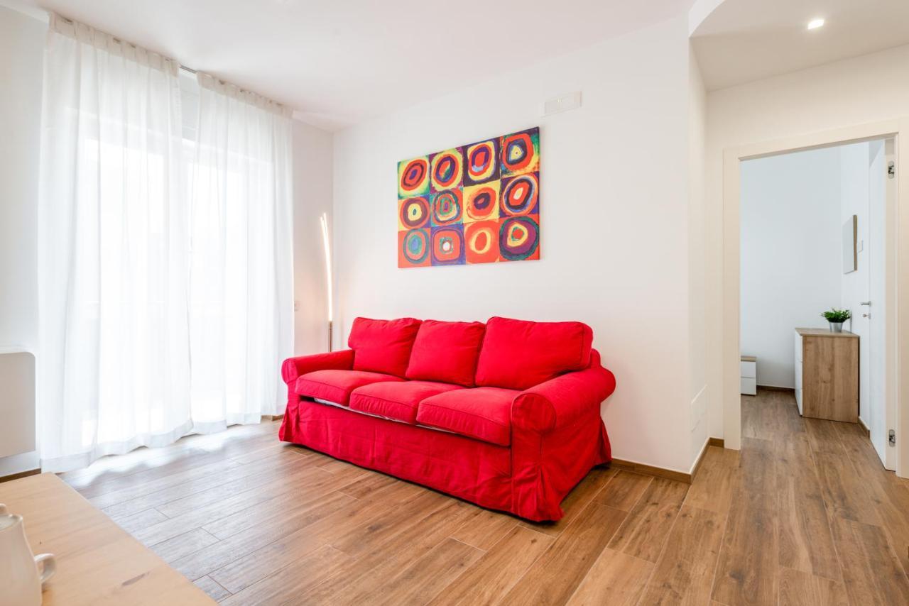 Central Station Apt With Parking Bari Extérieur photo